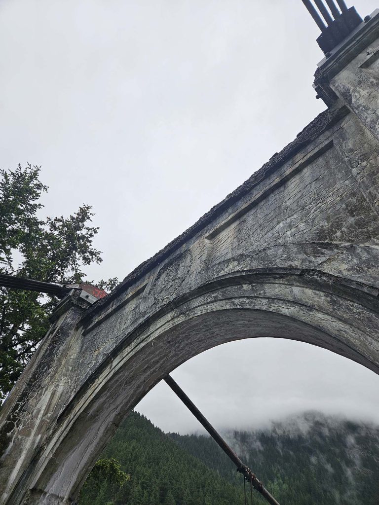 Old-Alexandra-Bridge09