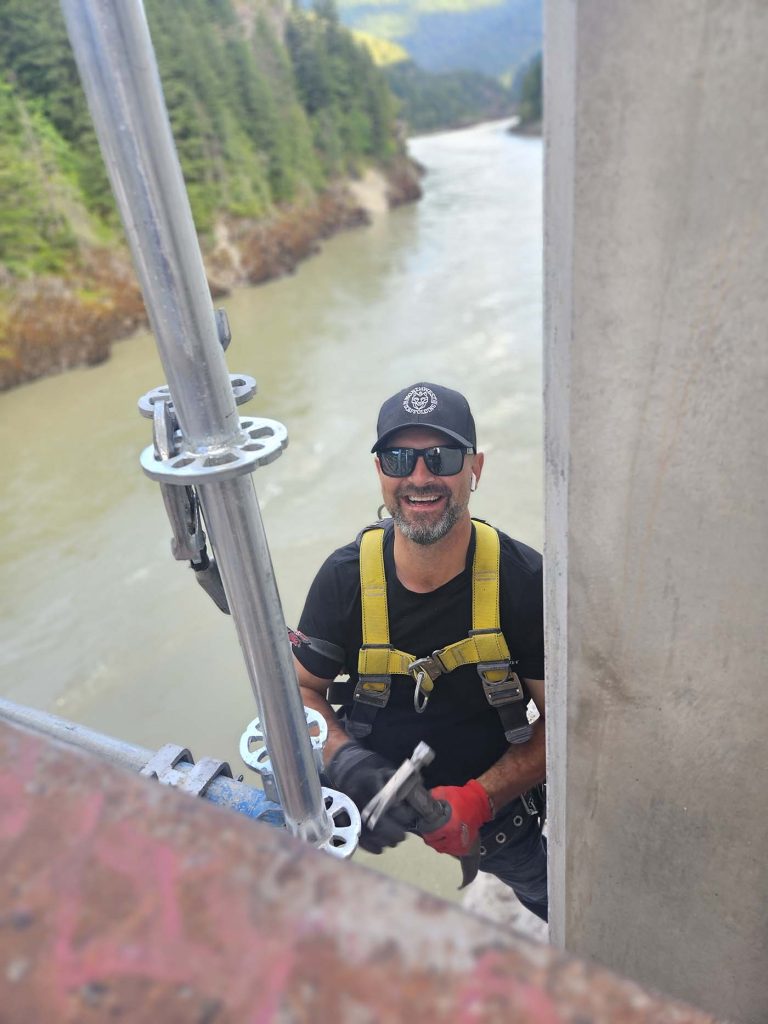 Old-Alexandra-Bridge14